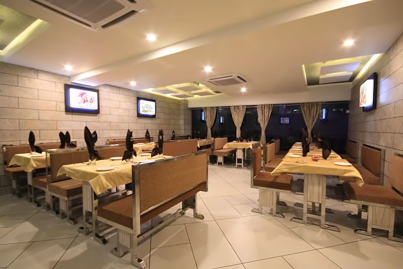 Rio Restaurant And Banquet