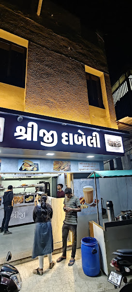 Shreeji Dabeli