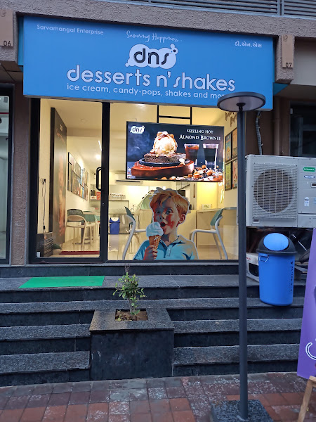 DNS Desserts N’ Shakes