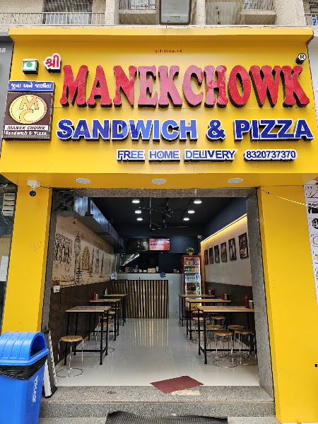 Manekchowk Sandwich and Pizza