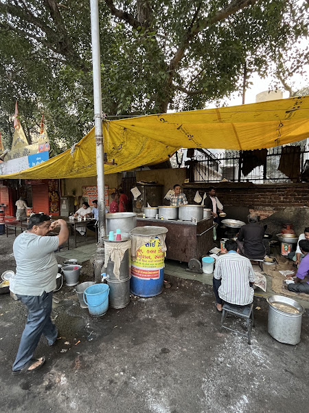 Kaka Corner Puri Shak
