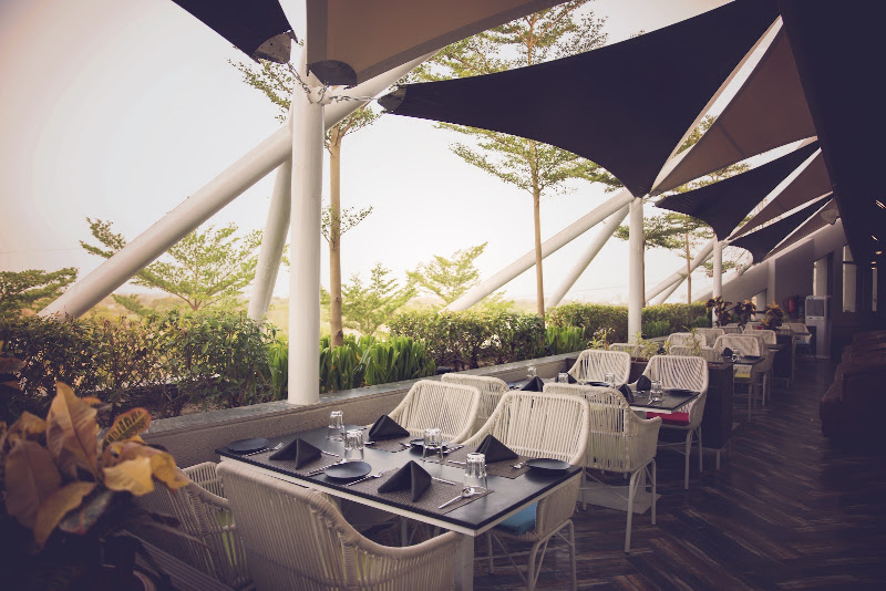 Temptt restro and cafe