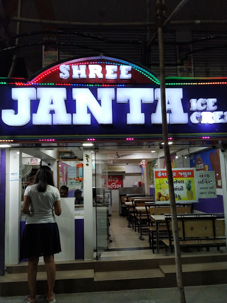 Shri Janta Ice Cream