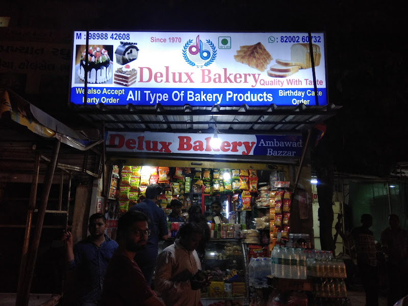 Delux Bakery