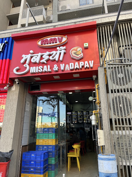MMV Mumbaiya Misal & Vadapav South Bopal