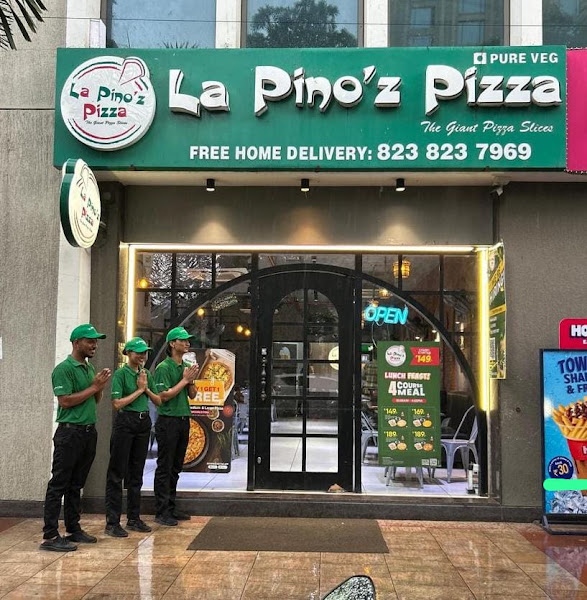La Pino'z Pizza Opp. ITC Narmada, Vastrapur