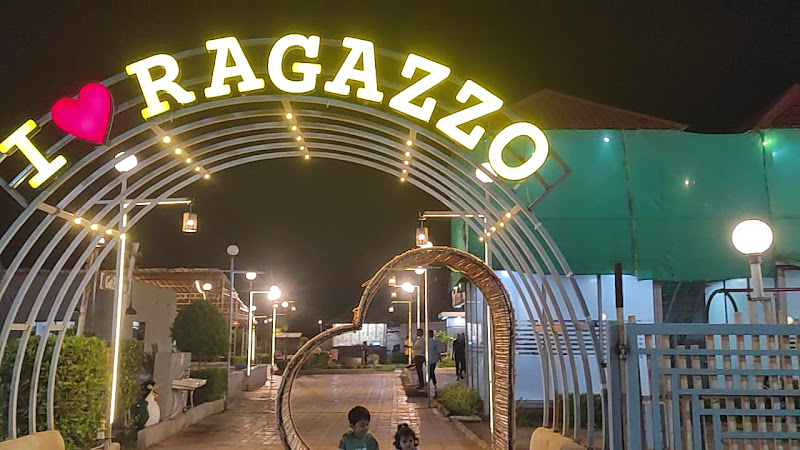 RAGAZZO Restaurant