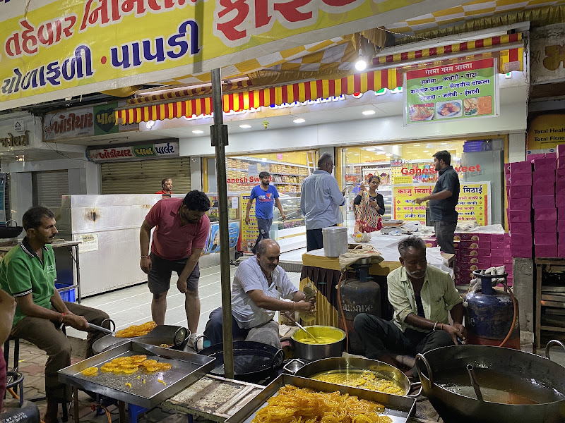 Shree Ganesh Chawana and Sweet Mart