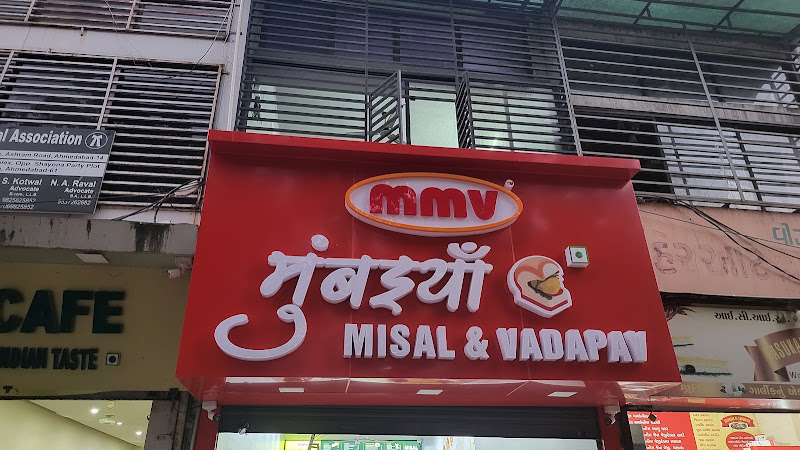 MMV Mumbaiya Misal & Vadapav Ashram Road