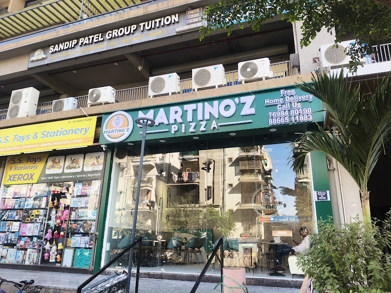 Martino'z Pizza Ghatlodiya