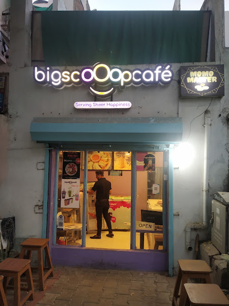 Big Scoop Cafe ( House of Boba and Coffee )