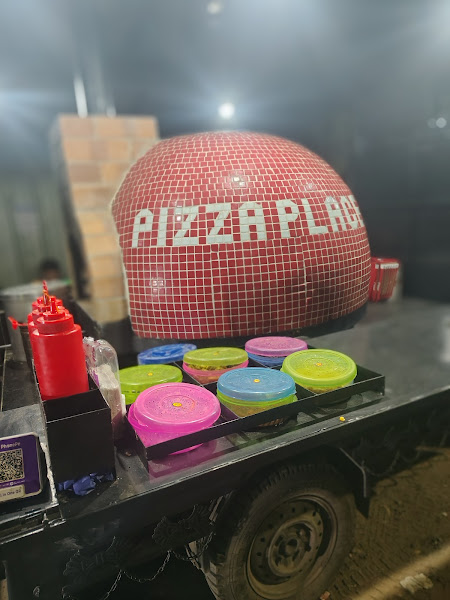 PIZZA PLACE