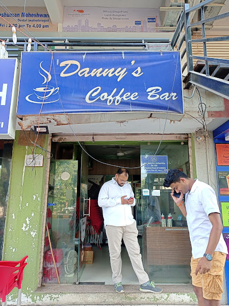Danny's Coffee Bar Motera