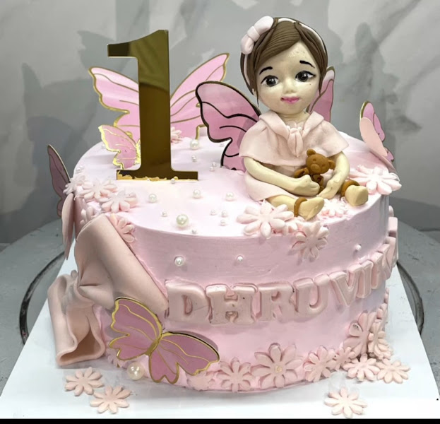 Aarti cake artist