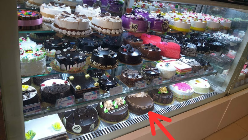 Monginis Cake Shop