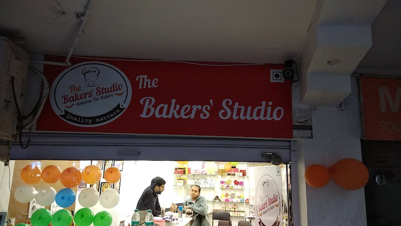 THE BAKERS' STUDIO