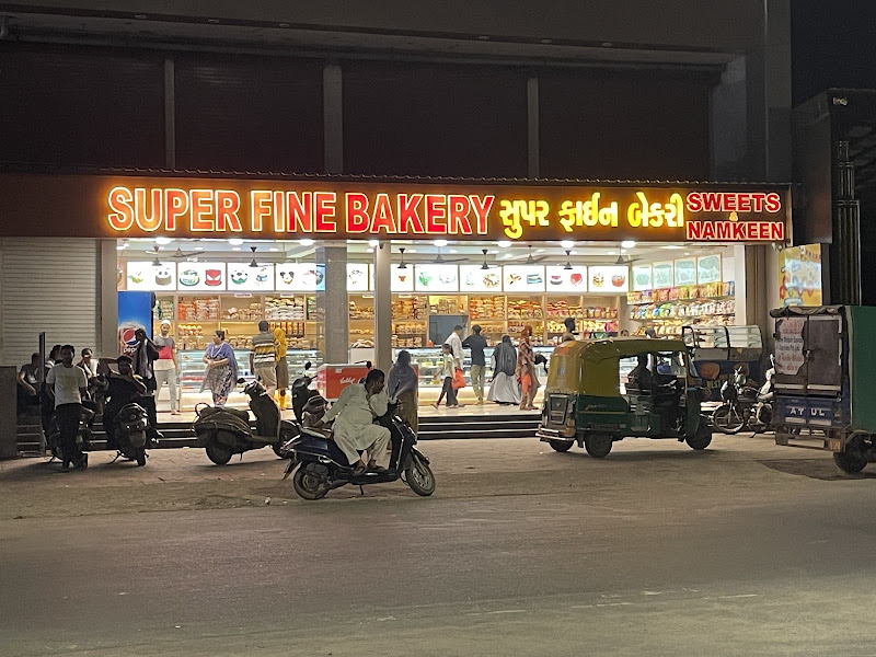 Super Fine Bakery