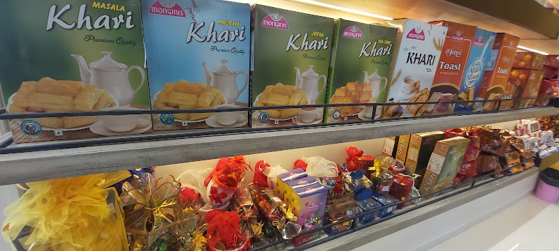Monginis cake shop
