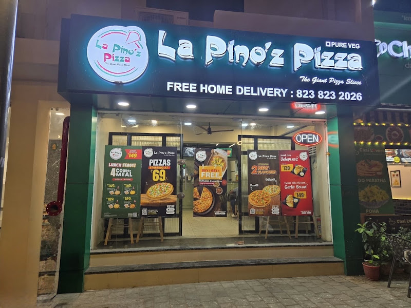 La Pino'z Pizza Airport Circle