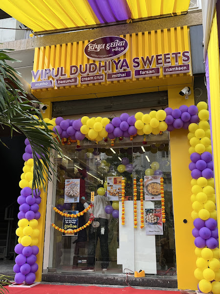 Vipul Dudhiya Sweets - Shayona City