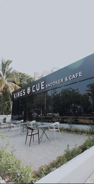 King’s Cue Snooker & Cafe