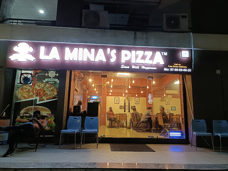 LA MINA'S PIZZA