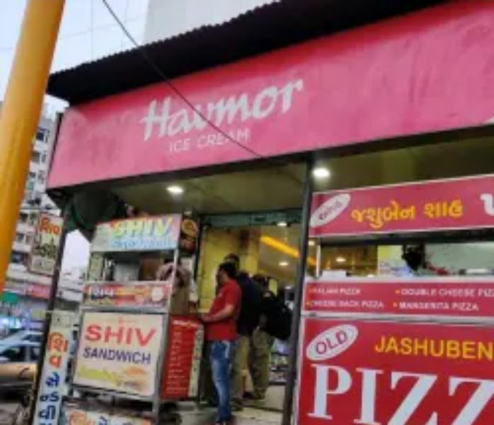 Jashuben Shah Old Pizza