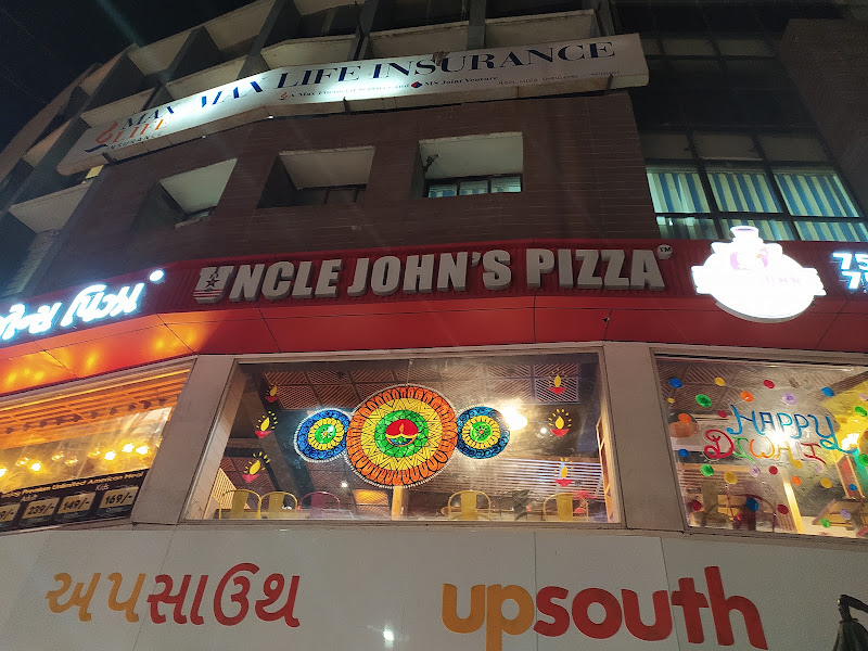 Uncle John's Pizza
