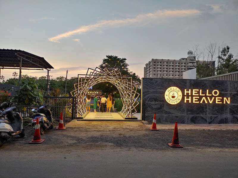Hello Heaven Cafe