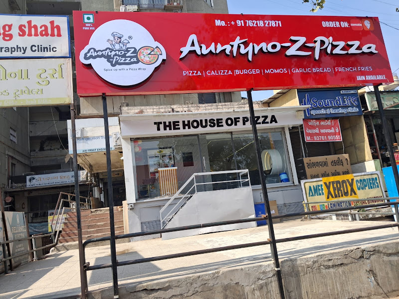 AUNTYNO-Z-PIZZA