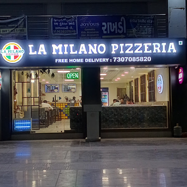 La Milano Pizzeria - Best Pizza in Nikol, Ahmedabad