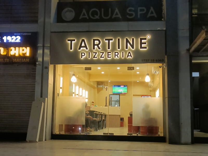 Tartine Deep Dish Pizzeria (Bopal)