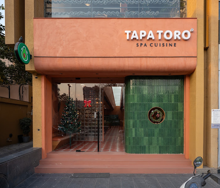 Tapa Toro Restaurant & Cafe