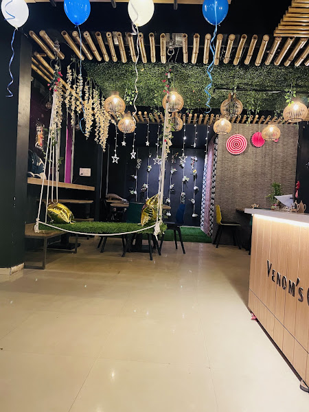 venom's cafe