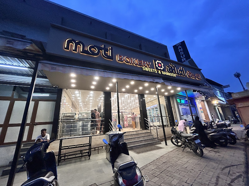 Moti Bakery
