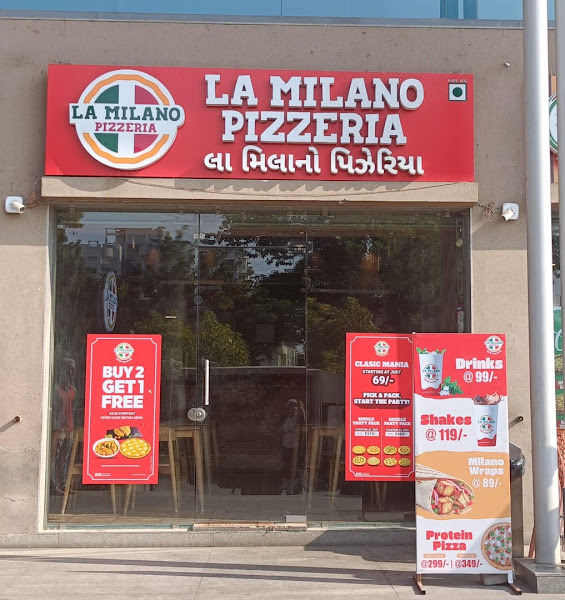La Milano Pizzeria | Surdhara Circle, Ahmedabad