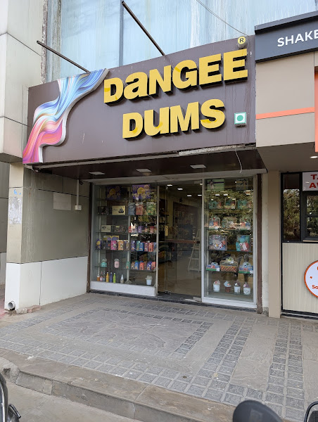 Dangee Dums