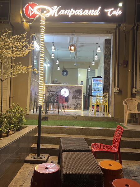 K.s Manek chowk sandwiches and pizza