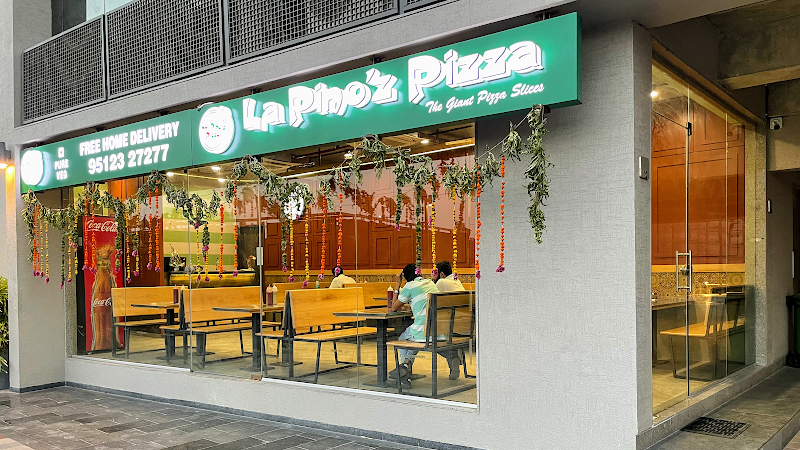 La Pino'z Pizza, Riverfront