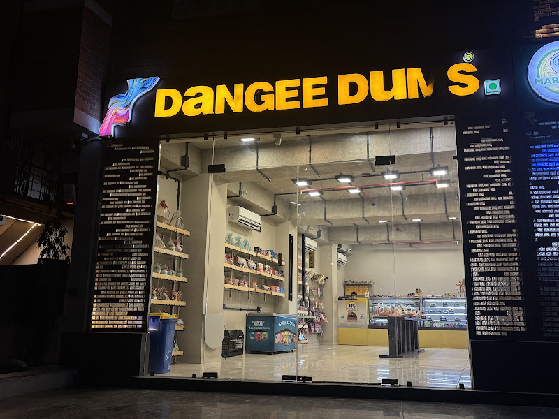 Dangee Dums