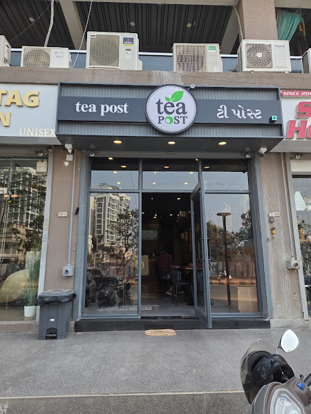 Tea Post