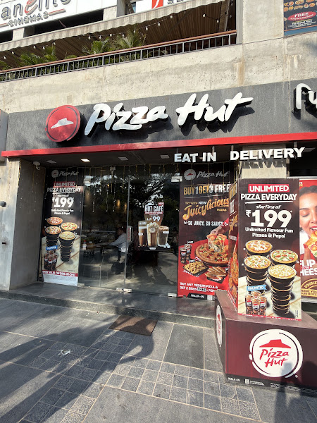 Pizza Hut | Science City, Ahmedabad