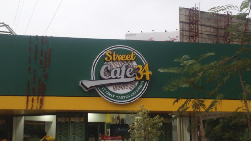 Street Cafe 34