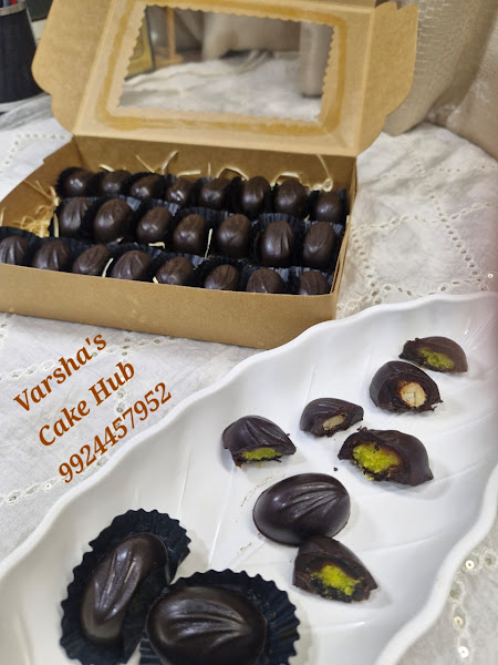 Varsha’s Cake Hub | Homemade Cakes, Chocolates, Cookies, Cupcakes & Brownies | Vadaj Ahmedabad
