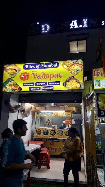 Bites of Mumbai SG vadapav