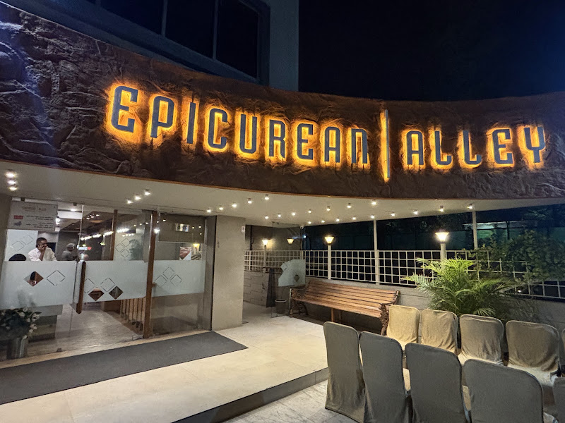 Epicurean Alley