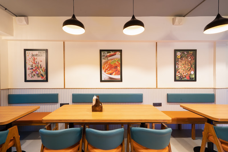 Martino'z Pizza Vastrapur