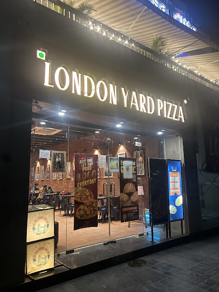 London Yard Pizza
