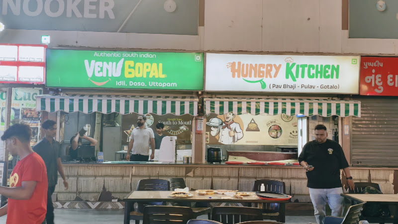 HUNGRY KITCHEN