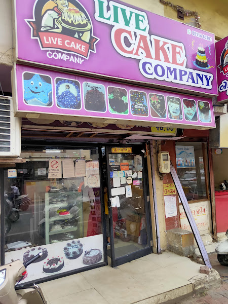 Live Cake Company